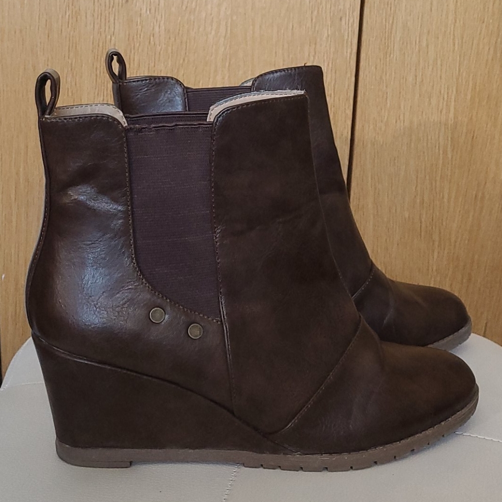 Brown wedge ankle boots